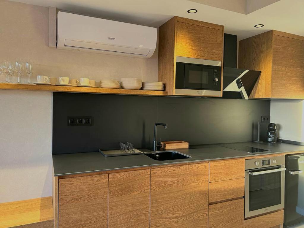 Apartamentos Marplana Кастельдефельс Экстерьер фото