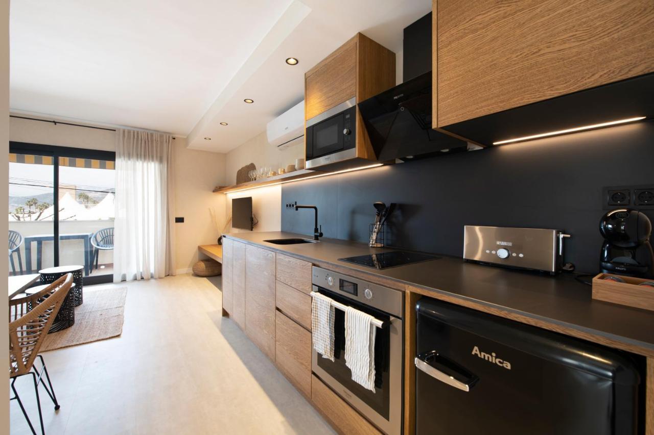 Apartamentos Marplana Кастельдефельс Экстерьер фото